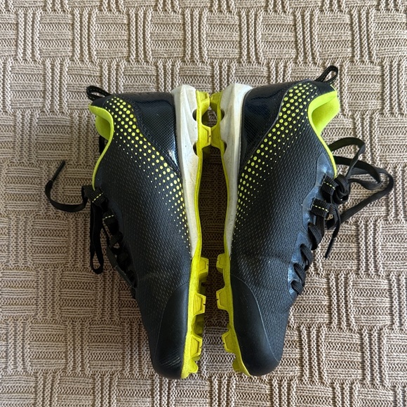 Rawlings Black and Neon Green Kids' Athletic Cleats - Picture 3 of 9